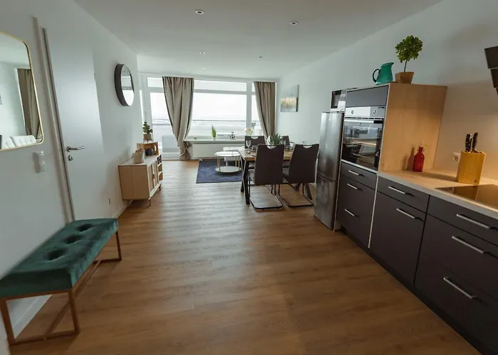 Wolkenloft mit Meerblick und Schwimmbad - Haustiere willkommen